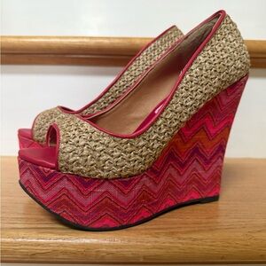 2 Lips Too .. Too Dizzy Platform Wedge Peep toe Shoes Size 9 new in box